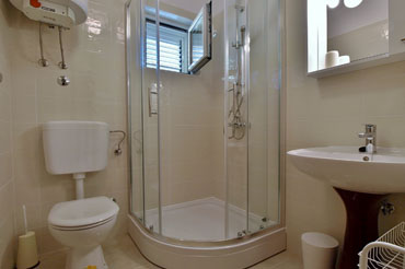 Anamari Apartments, bathroom, shower, washing machine