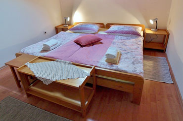 Anamari Apartments, bedroom